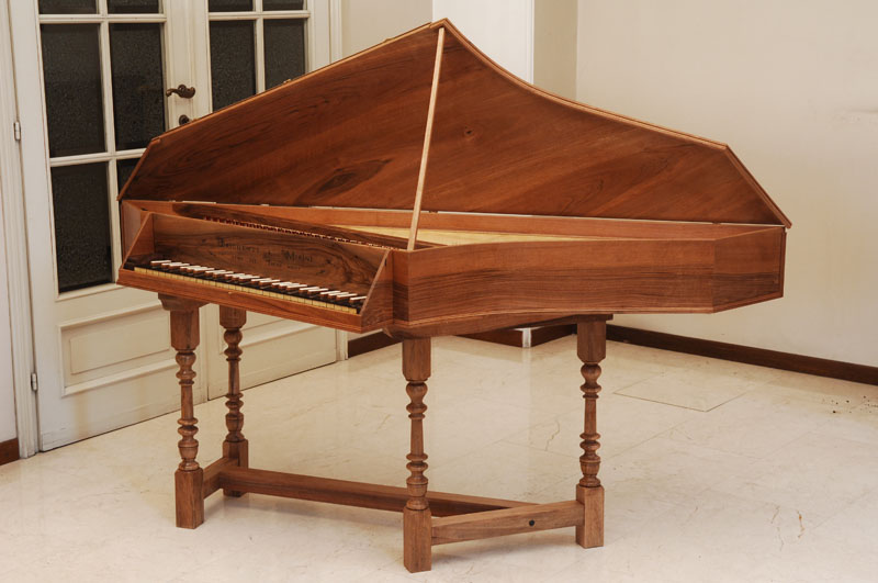  Zdroj: www.brighenti-harpsichords.com | spinetu 